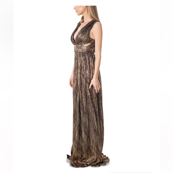Dress the Population Auli Sleeveless V-Neck metallic gown - Picture 3 of 10